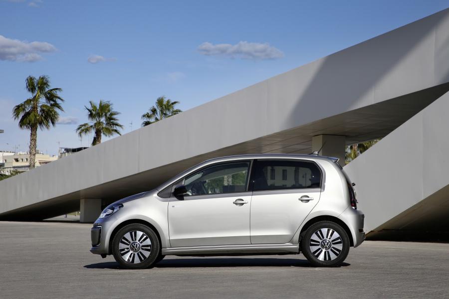  Volkswagen e-up! (Tungsten Silver) 2019 года  (WW) (фото 4 из 5)